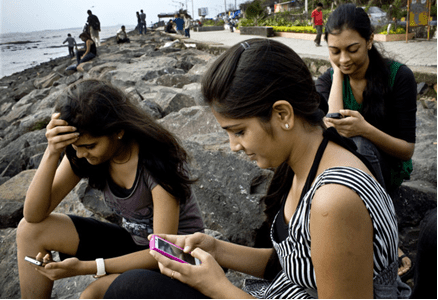 Die Jugend fliegt auf Smartphones